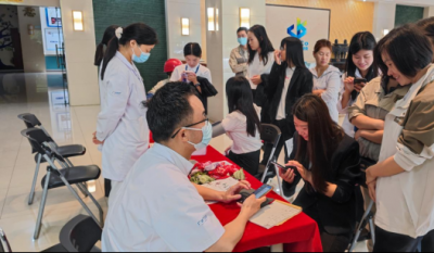把脈問(wèn)診送健康，暖心服務(wù)進(jìn)企業(yè)——合肥高科攜手廣瑞醫(yī)療開(kāi)展“健康進(jìn)企業(yè)”義診活動(dòng)
